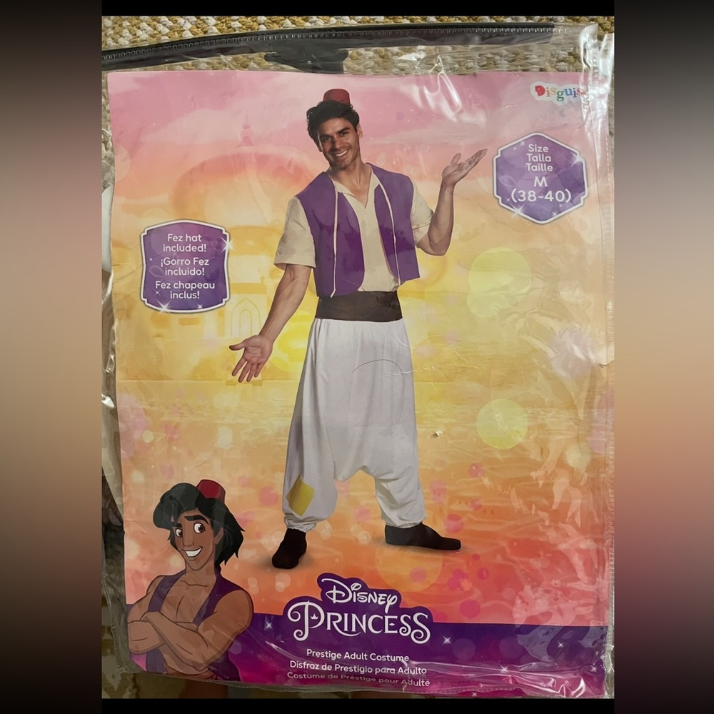 Male Aladdin Halloween costume, size medium.